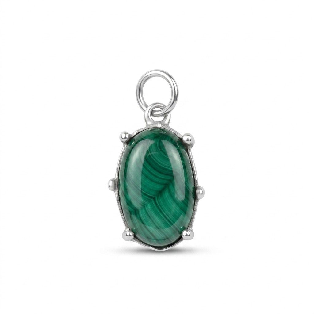 The oval matrix pendant