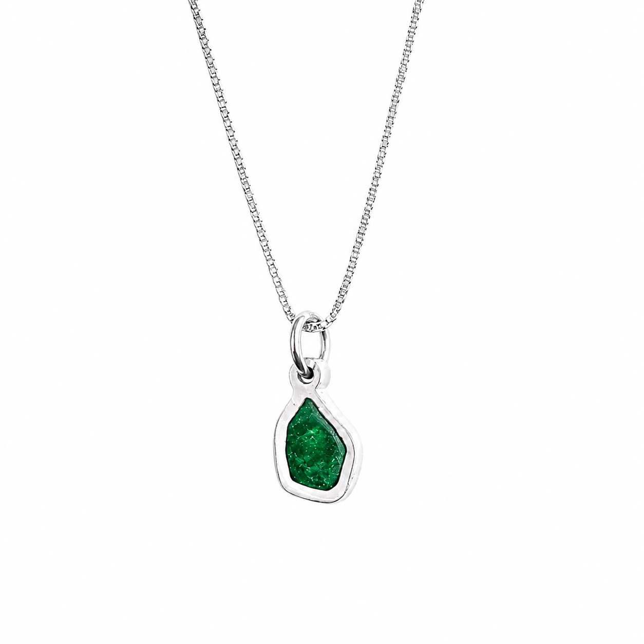 Jagged Oval Necklace