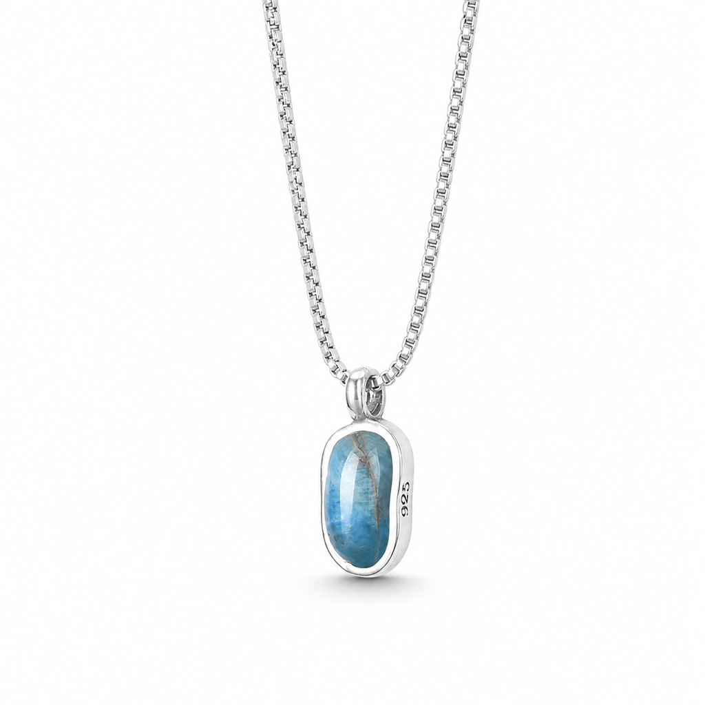 Handformed Oval Necklace | Apatite