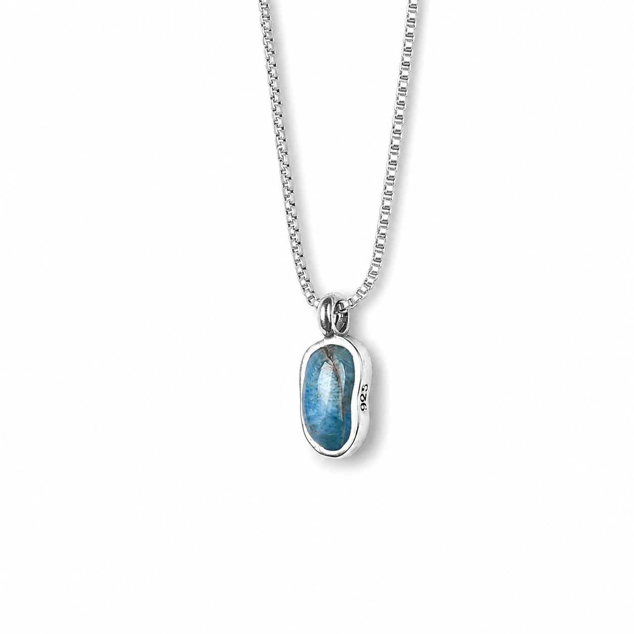 Handformed Oval Necklace | Apatite
