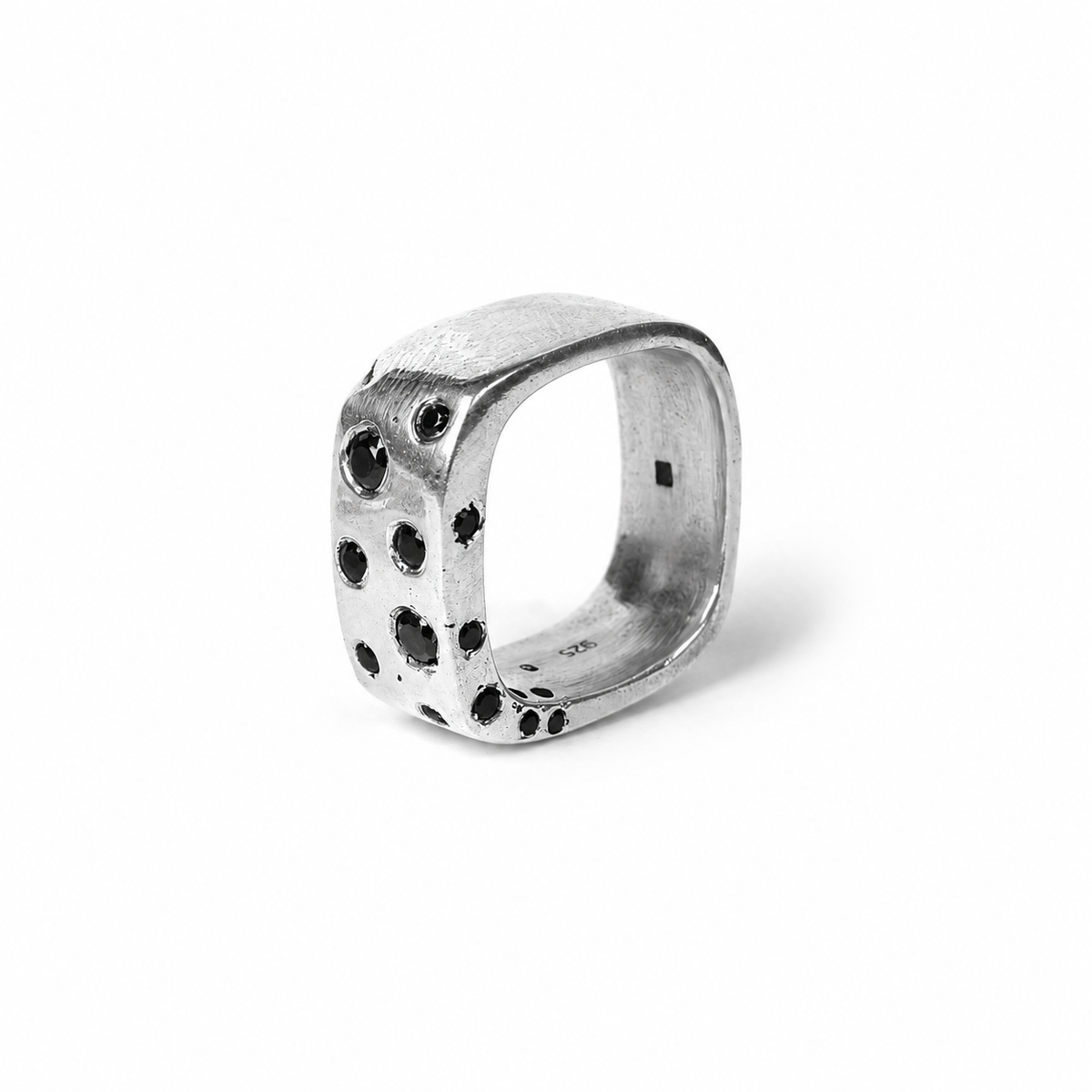 Dot Set Square Ring