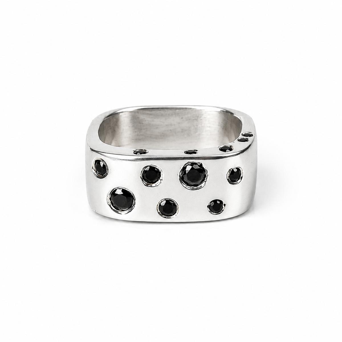 Dot Set Square Ring