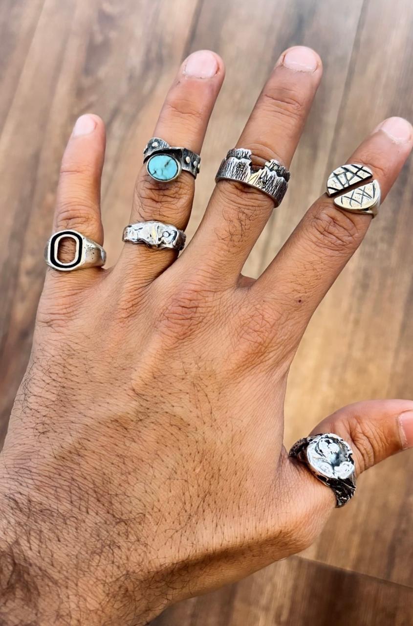 Minimalist Oval Ring
