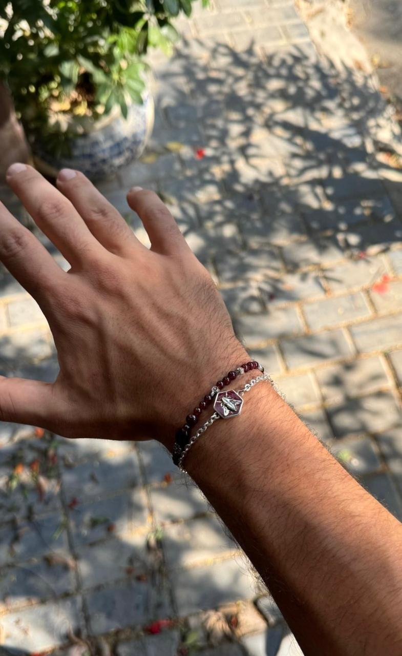 The BEE Bracelet