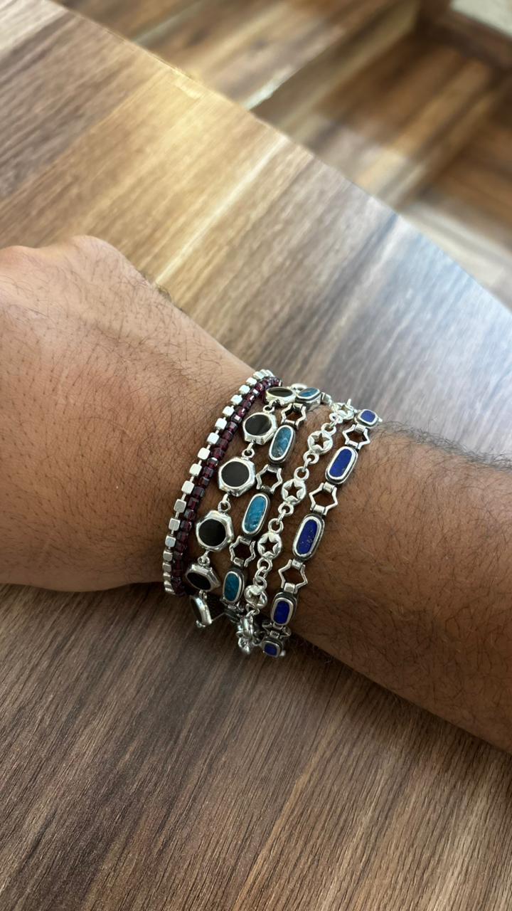 Hexa Noir Bracelet