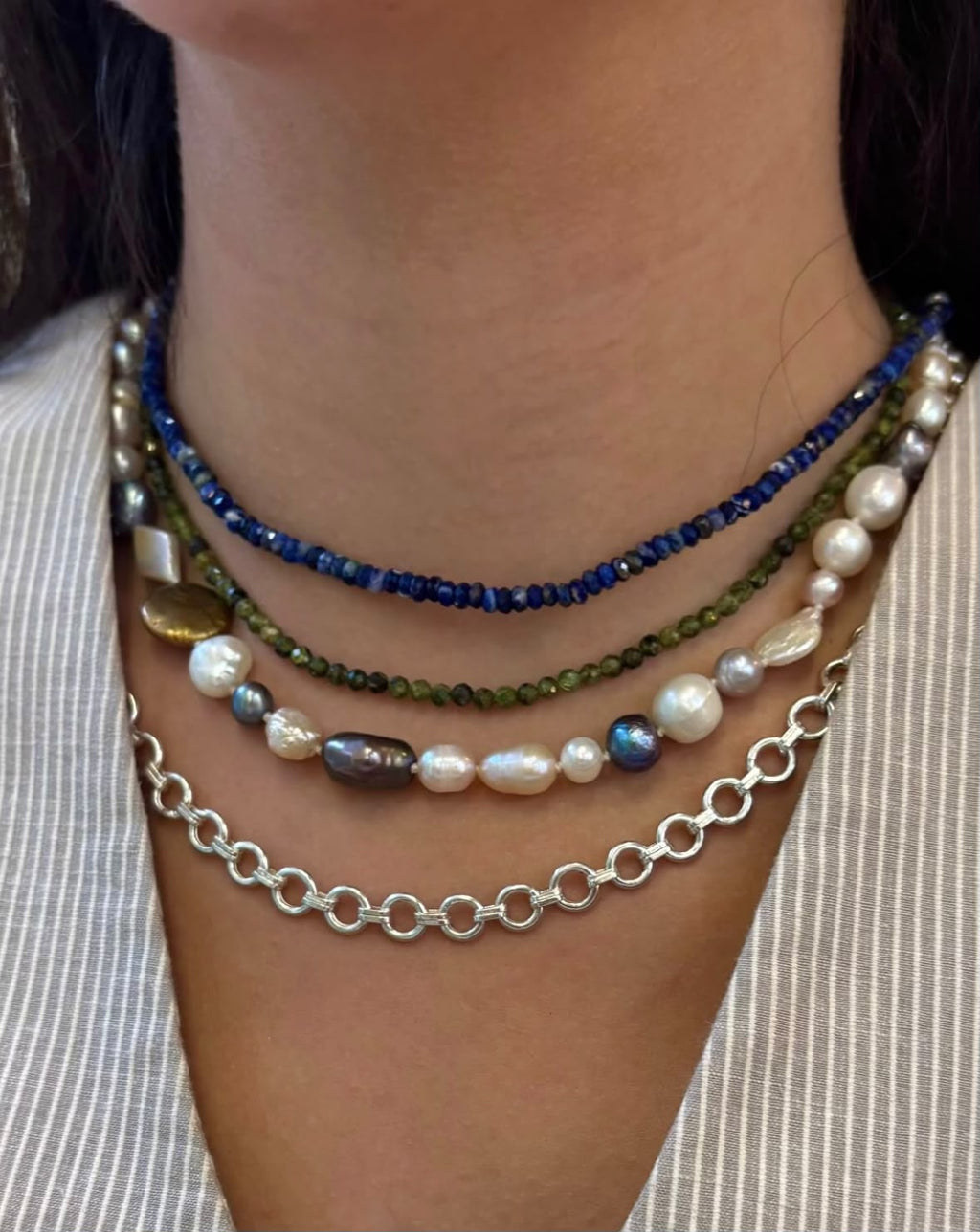 Freeform Pearl Choker