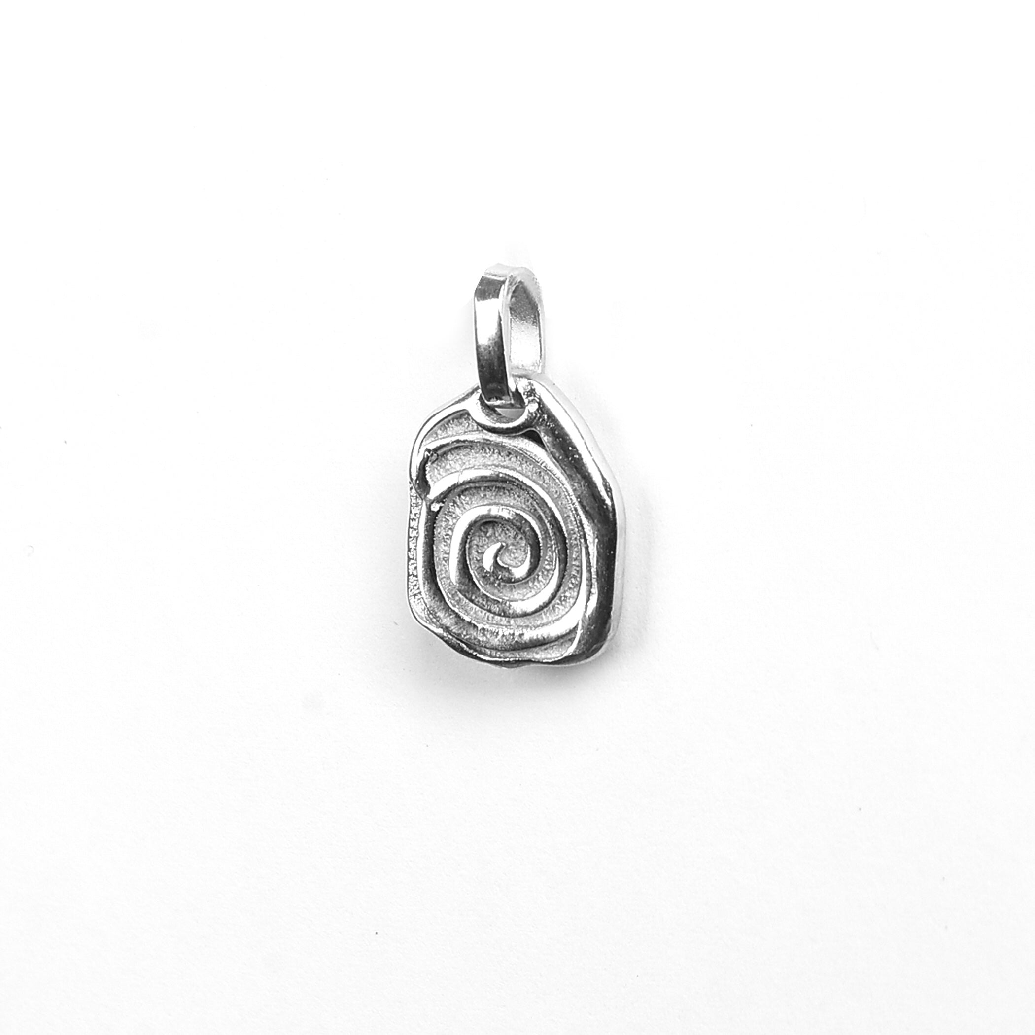 Seaborn Spiral Pendant